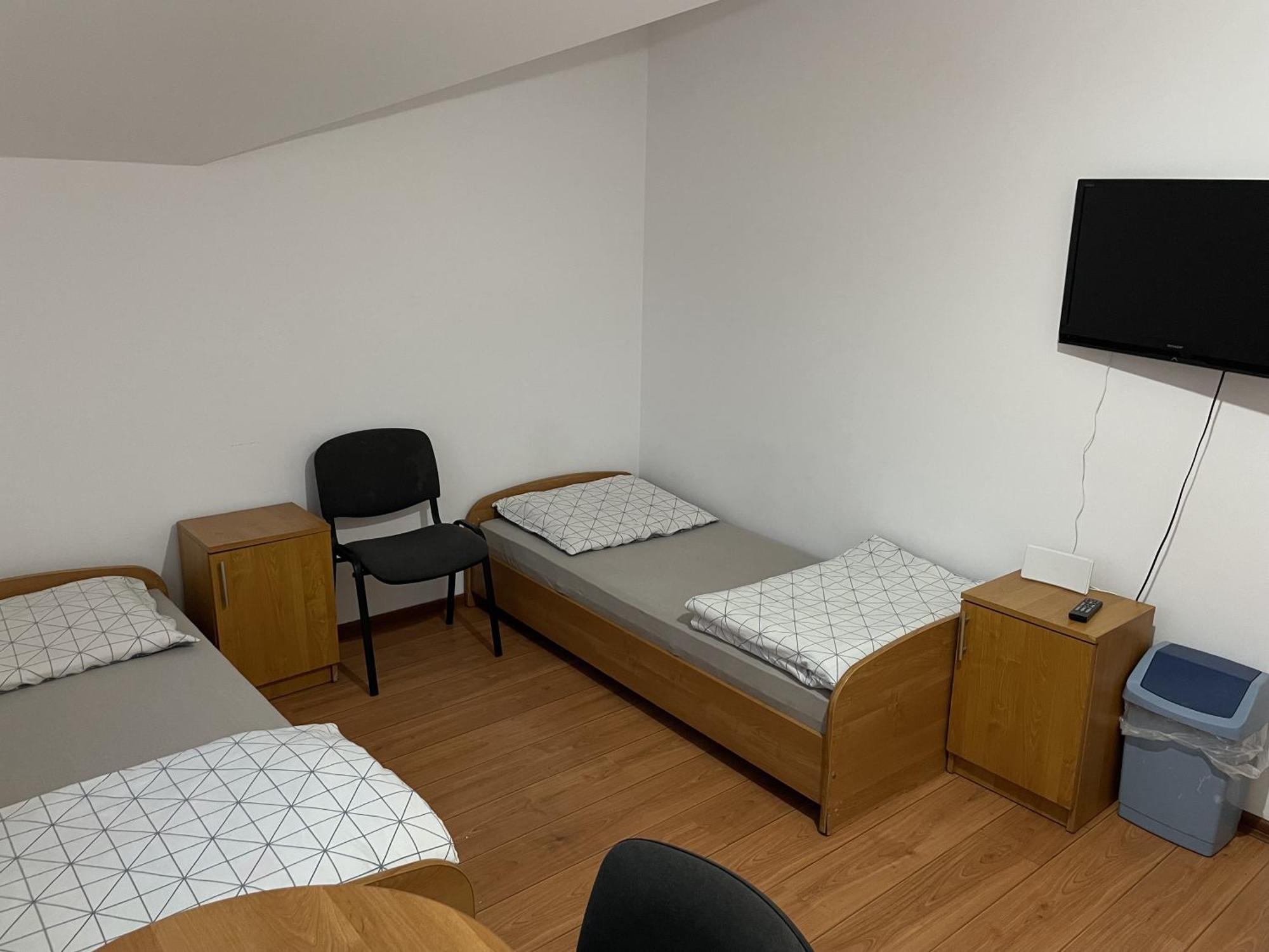Noclegi Pracownicze Lazur Ciechanów Екстериор снимка